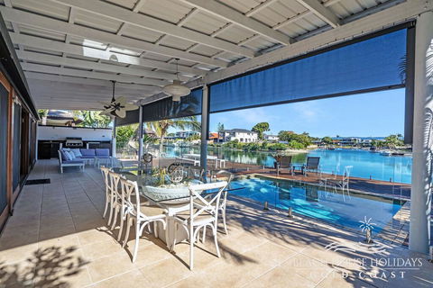 The Savoy Beach House - Accommodation Perth 2