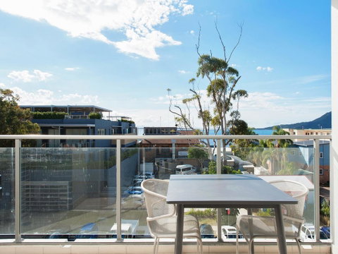 The Shoal Apartments, Unit 304/4-8 Bullecourt Street - Accommodation Perth 0