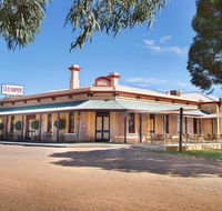 The Standpipe Golf Motor Inn - Accommodation Perth