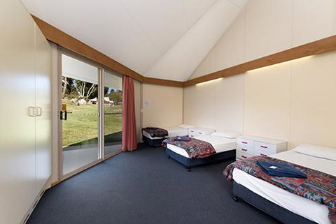 The Station Hotel - Accommodation Perth 1