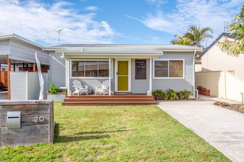 The Surf Shack - Accommodation Perth 0