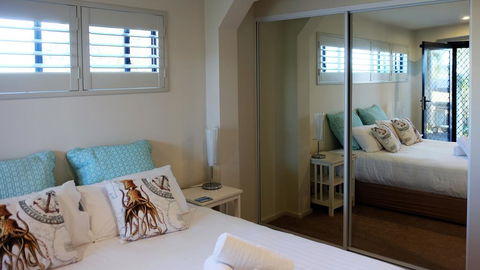 THE TIN SHED Couples Accommodation At Bay Of Fires - Perth Resorts 1