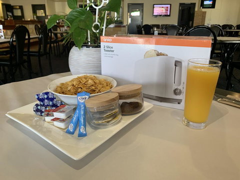 The Victoria Hotel - Accommodation Perth 1