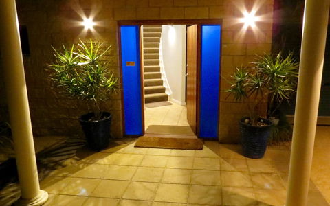 The Wave Oasis SC B&B - Accommodation Perth 0