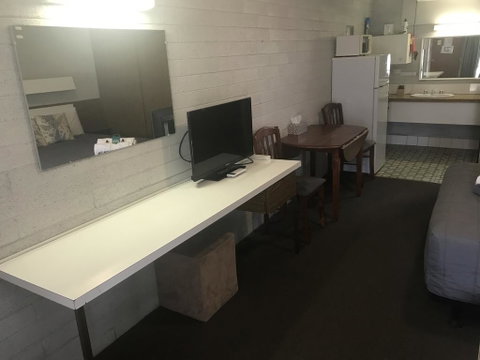 Thomas Lodge Motel - Perth Resorts 2