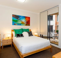 Thriving city location dining hub - Accommodation Perth