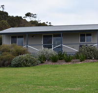 Tidal Dreaming Seaview Cottages - Accommodation Perth