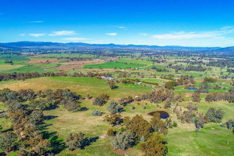 Timberline Park High Country Farmstay - Accommodation Perth 0