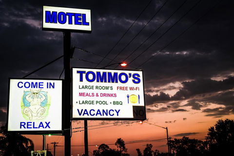 Tommo's Motor Lodge - Accommodation Perth 2