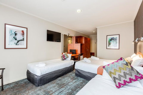 Tonsley Hotel - Accommodation Perth 3