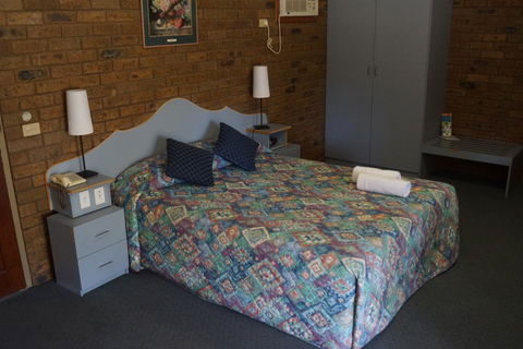 Tooleybuc River Retreat Villas - Perth Resorts 2