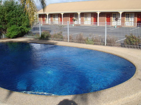 Top Of The Town Motel - Accommodation Perth 1