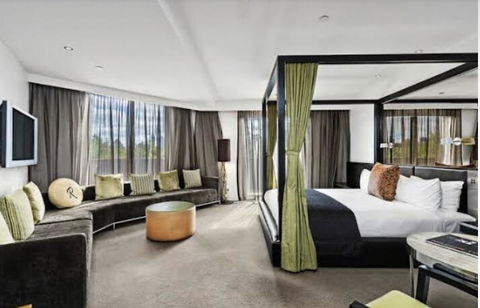 Top Private Service, Business Reception, Alternative Travel - Accommodation Perth 1