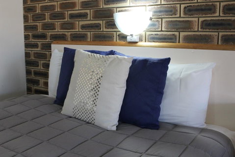 Top Of The Town Motel - Perth Resorts 0