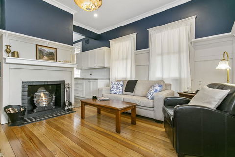 Toria Views - Accommodation Perth 2