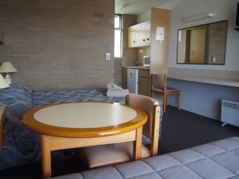 Town Centre Motor Inn - Accommodation Perth 1
