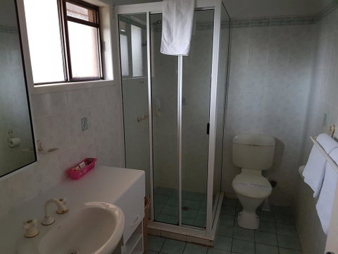 Townview Motel - Accommodation Perth 1