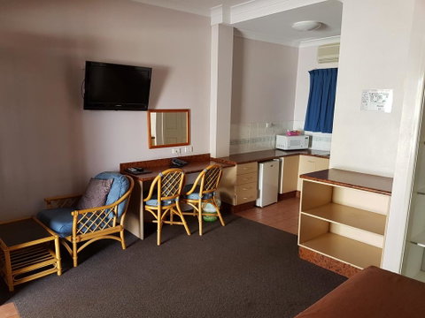 Townview Motel - Accommodation Perth 0