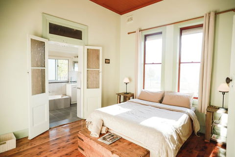 Tracton Homestead - Accommodation Perth 3