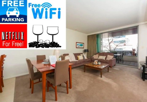 TRANQUIL EXEC CITY FREE WIFI NETFLIX WINE PARKING - Accommodation Perth 0