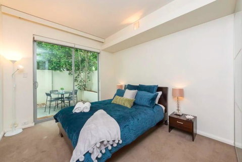 TRANQUIL EXEC CITY FREE WIFI NETFLIX WINE PARKING - Accommodation Perth 1