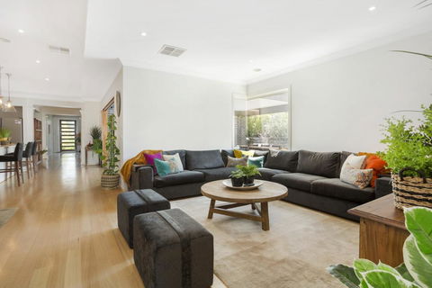 TRANQUIL HAVEN - MOUNT ELIZA - Accommodation Perth 0