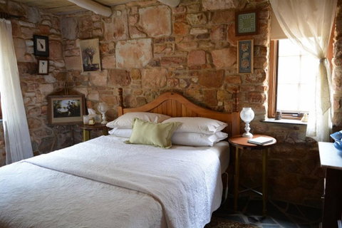 Trestrail Cottage B & B - Accommodation Perth 1