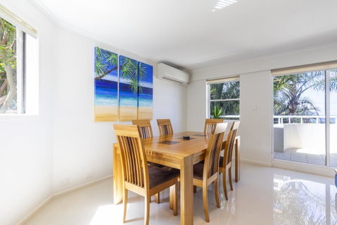 Tropical & Modern With Rooftop Terrace - Accommodation Perth 2
