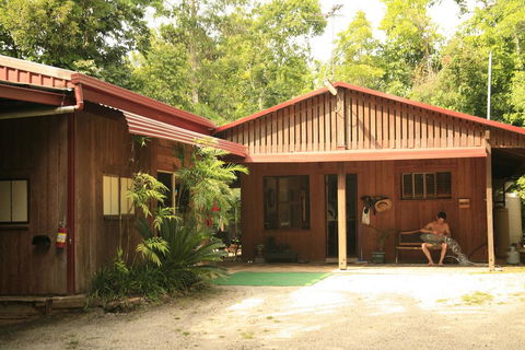 Tropical Bliss Bed And Breakfast - Accommodation Perth 0