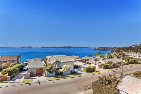Triview Unit 11 - Soldiers Point - Accommodation Perth 1