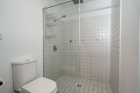 Tropicana On Bent - WiFi - Nespresso Heart Of East End - Accommodation Perth 2