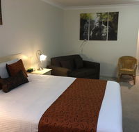 Tuckerbox Motor Inn - Perth Resorts