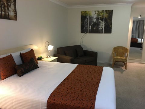 Tuckerbox Motor Inn - Perth Resorts 0
