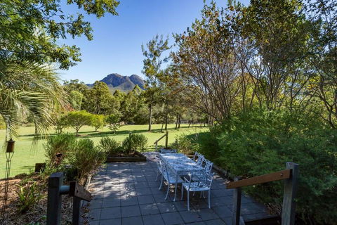 Tuckeroo Cottages & Gardens - Accommodation Perth 1