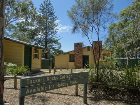 Tuckers Rocks Cottage - Accommodation Perth 1