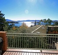 Twin Seasons 4 - Lake and Mountain Views - Accommodation Perth