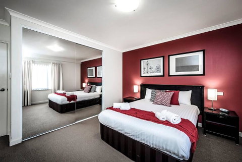 Two Bedder With Parking Close To Perth City Centre - Accommodation Perth 0