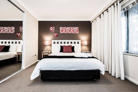 Two Bedroom Apt Next To Perth CBD With Parking. - Accommodation Perth 0
