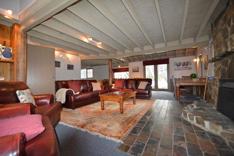 Tyee - Accommodation Perth 2