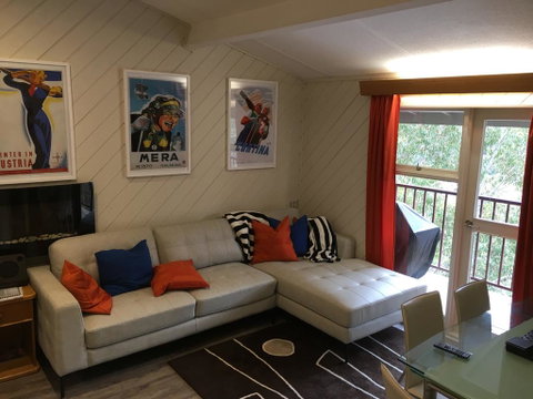 Tyrola 2 - Accommodation Perth 2