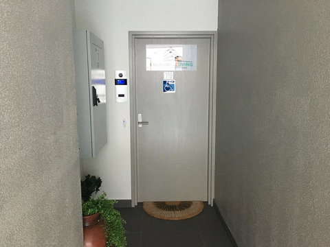 U201 Brunswick Living Brand New Deluxe Balcony Upper Floor Apartment Close To Airport And CBD - Accommodation Perth 1