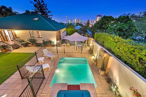 Ultimate Family Home - 3 Bedroom Lux Retreat With Private Pool, Spa And Incredible Views - Accommodation Perth 0