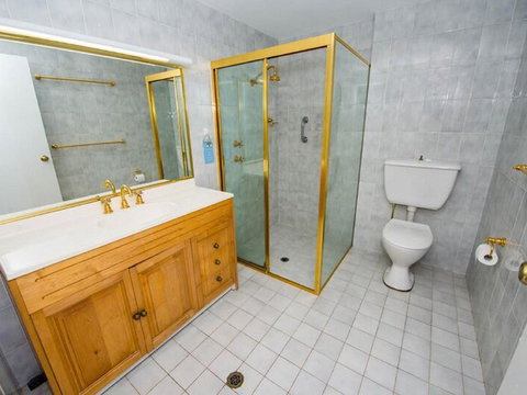 Unit 1 Albacore 12-14 Ondine Close Nelson Bay New South Wales 2315 - Accommodation Perth 1