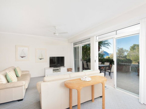 Unit 1 Albacore 12-14 Ondine Close Nelson Bay New South Wales 2315 - Accommodation Perth 0