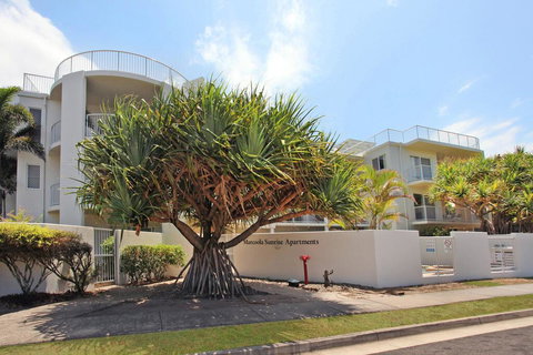 Unit 1 Marcoola Sunrise - Marcoola Beach - Accommodation Perth 0