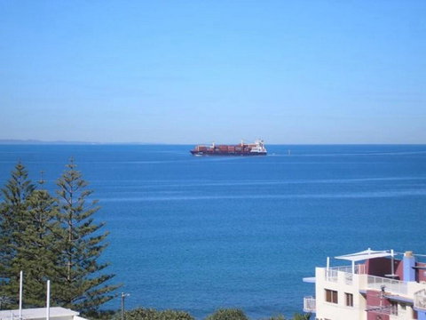 Unit 13 Oceanic, Kings Beach - Accommodation Perth 0