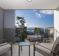Unit 301 'The Shoal' 6-8 Bullecourt Street - Air con walking to local shops  beach - Accommodation Perth