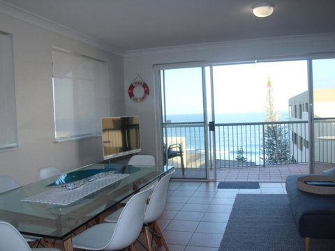 Unit 5 Sanctuary Shores, Kings Beach - Free Wifi! - Accommodation Perth 1