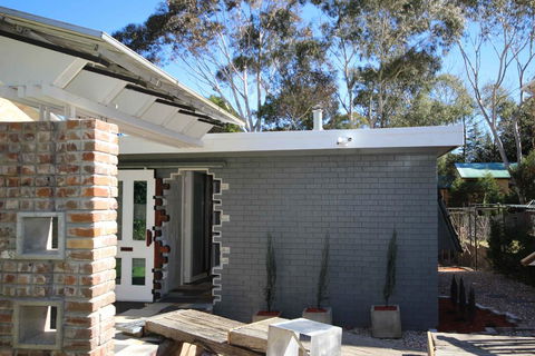 Up-cycle House Blackheath - Accommodation Perth 0