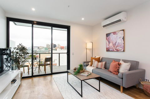 Urban Rest - Eastend - Accommodation Perth 2